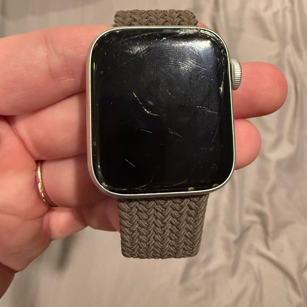 Apple Watch SE